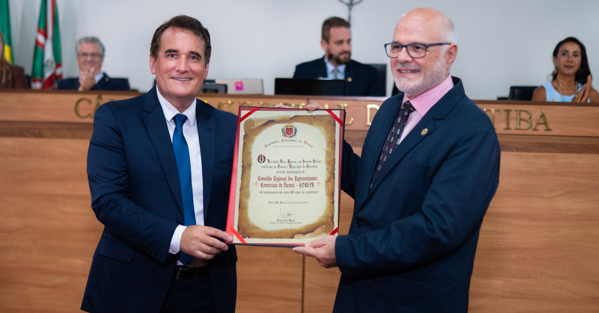 Câmara reconhece trajetória da representação comercial em solenidade comemorativa