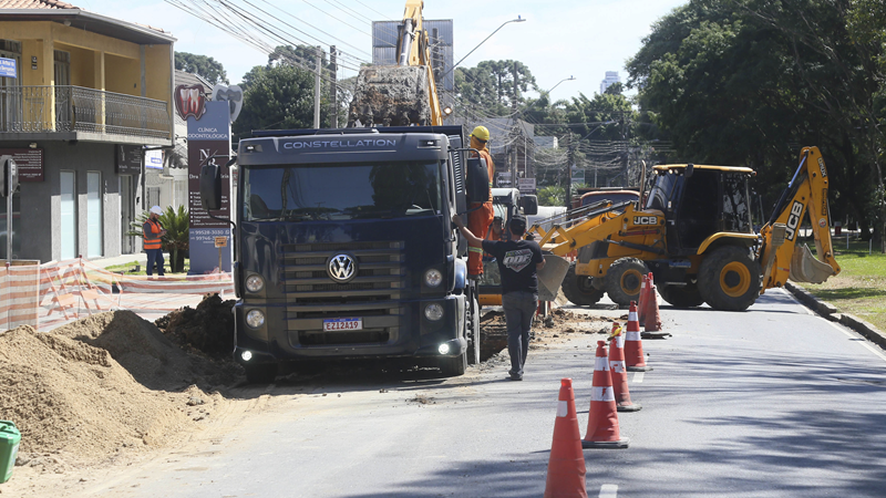 Rua terá mudança de preferência no trânsito devido às obras do Novo Inter 2