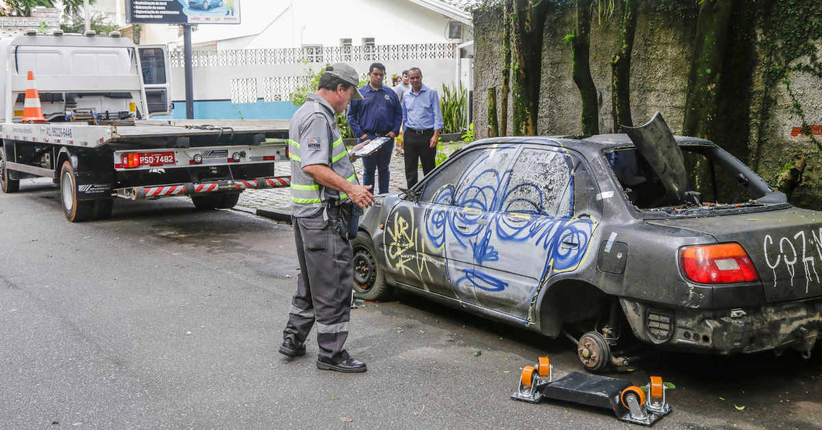 Ações de zeladoria urbana combatem o abandono de veículos e trazem mais segurança para a cidade